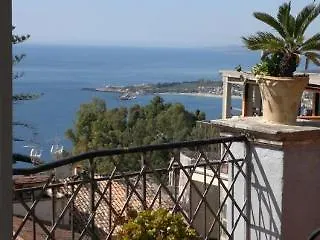 Villa Floresta Taormina Panzió
