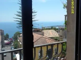 *** Panzió Villa Floresta Taormina Olaszország